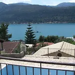 Armonia Nakas Hotel de apartamente 3*