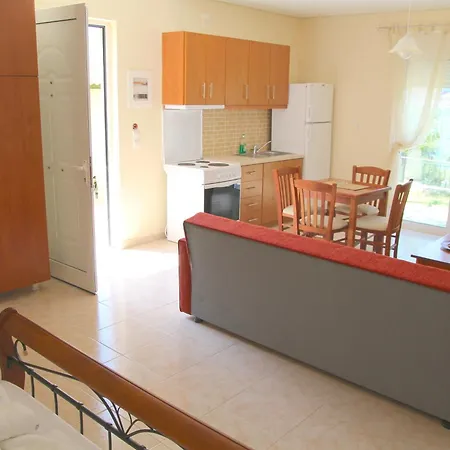 Armonia Nakas 3* Geni (Lefkada)