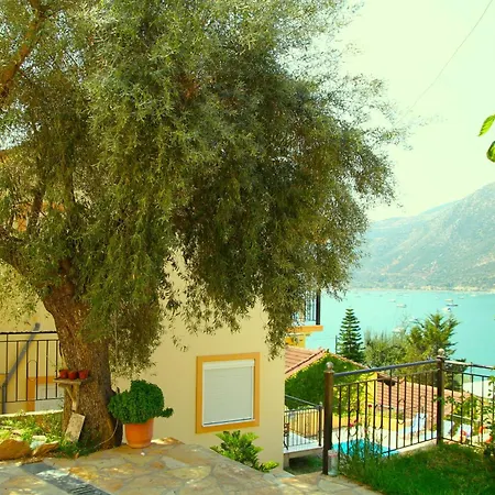 Armonia Nakas Apartahotel
